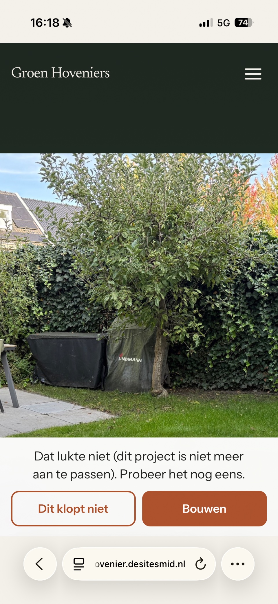 Pruimenboom, terras en waterpartij, foto 2